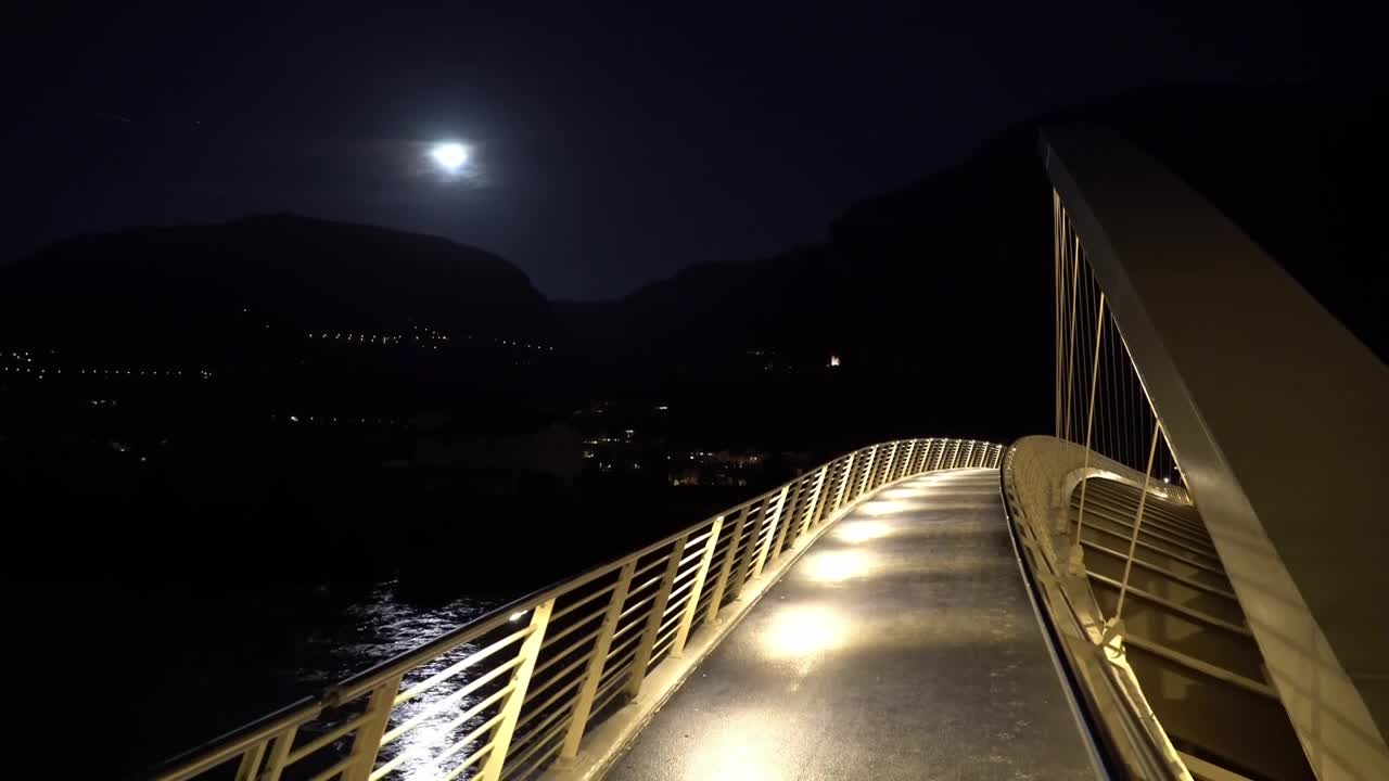 Ispezione ponte con drone di notte - Qubee operazioni H24